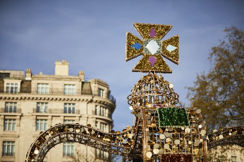 Marble Arch Marks Coronation with a Majestic Crown Installation