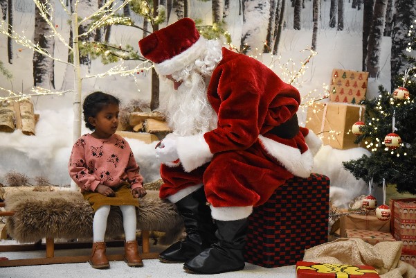 Christmas Scoop 2024